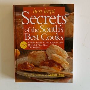 Southern Living Hardcover Cookbook
Best Kept Secrets of the S Best Cooks